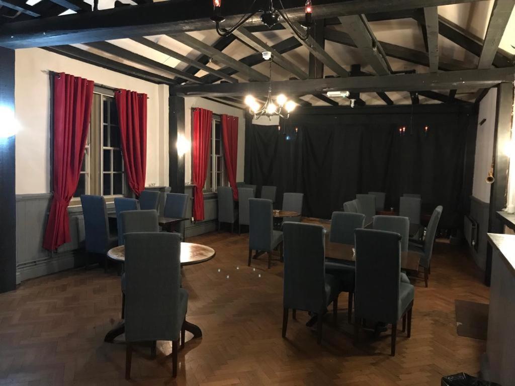 Bugle Hotel Titchfield Екстер'єр фото